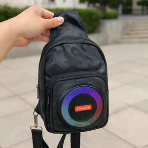 Boxă portabilă tip rucsac, Bluetooth 5.0, lumini RGB, FM, TWS, power bank PromotiiZilnice