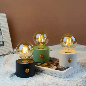 Mini Veioza decorativa, Bec Retro Lumina Calda, Intensitate reglabila, Alimentare 3 x Baterii tip AA (neincluse) PromotiiZilnice